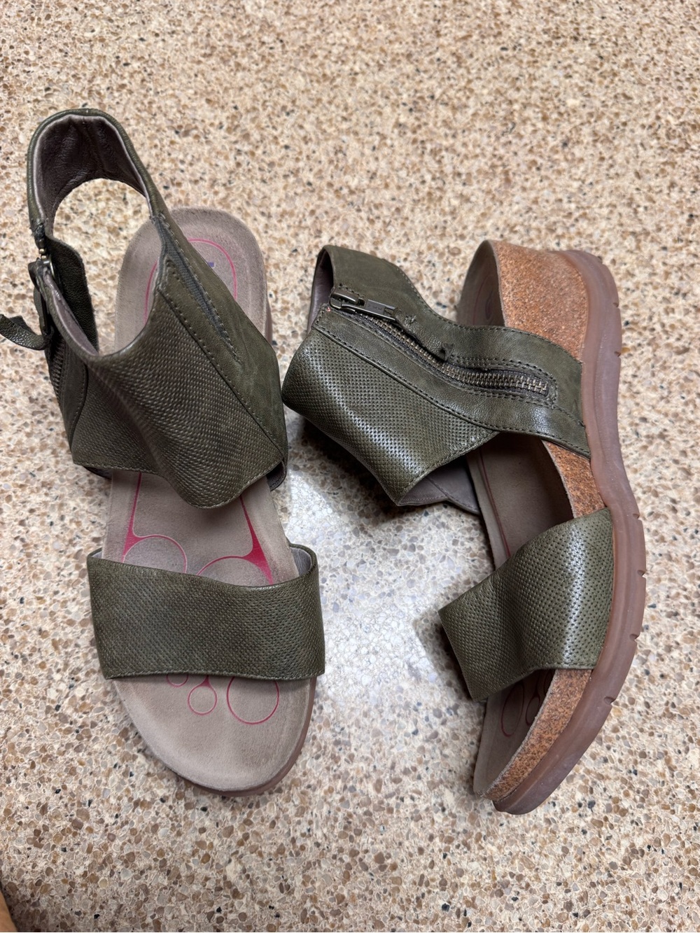 Bionica Women's Leather Olive Green Slingback Wedge Sandals